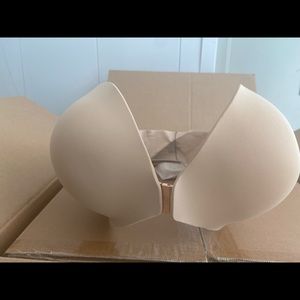 Evelyn & Bobbie bustier bra size 38 DD 1/2